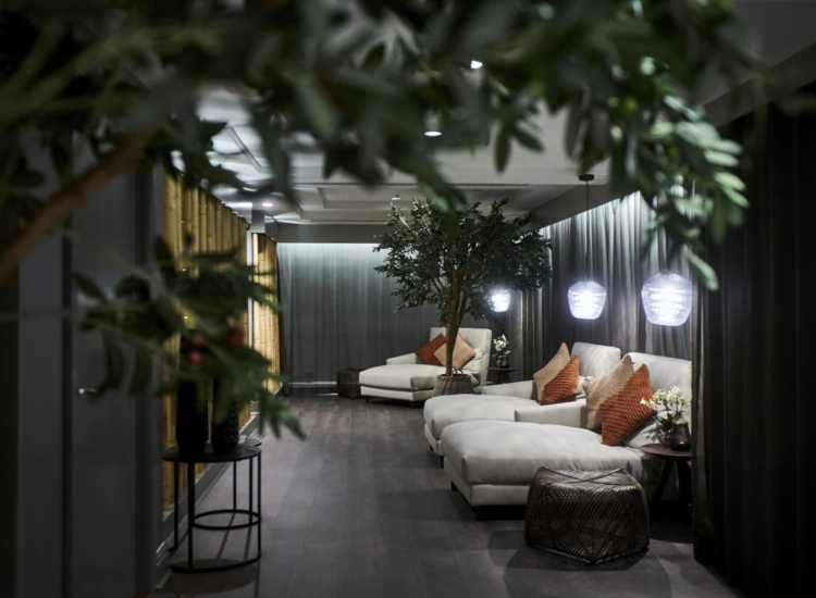 RS3883_FBS Massage Marriott massage1