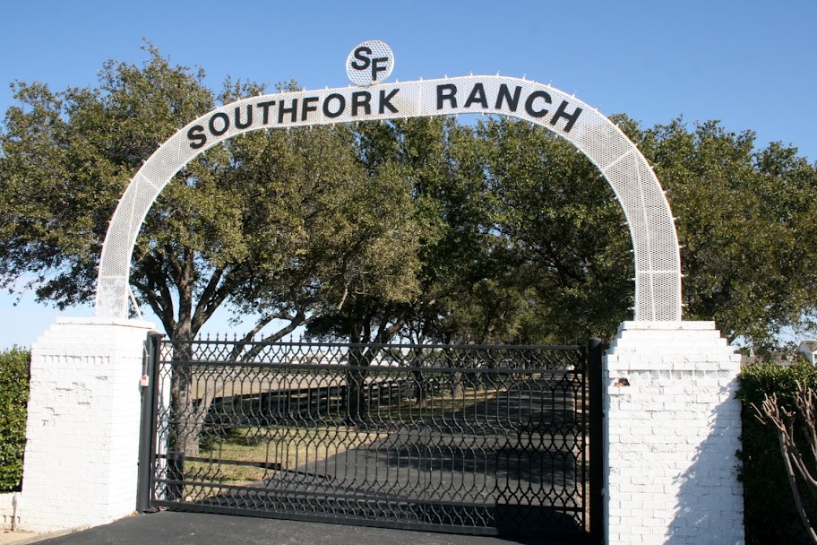 Ewings-Dallas-Feel - Southfork_Ranch_DF_Dallas_USA.jpg