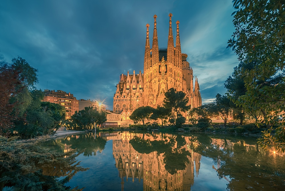 uploads - barcelona1AdobeStock_142065090.jpeg